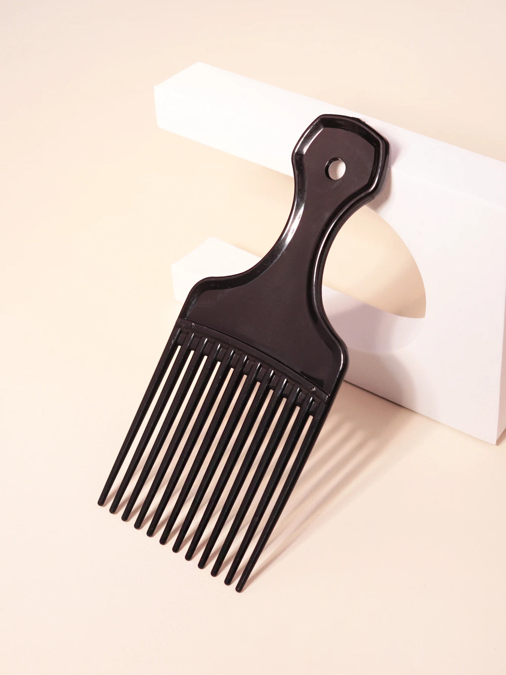 Wide-Tooth Detangling Comb – Gentle Hair Care